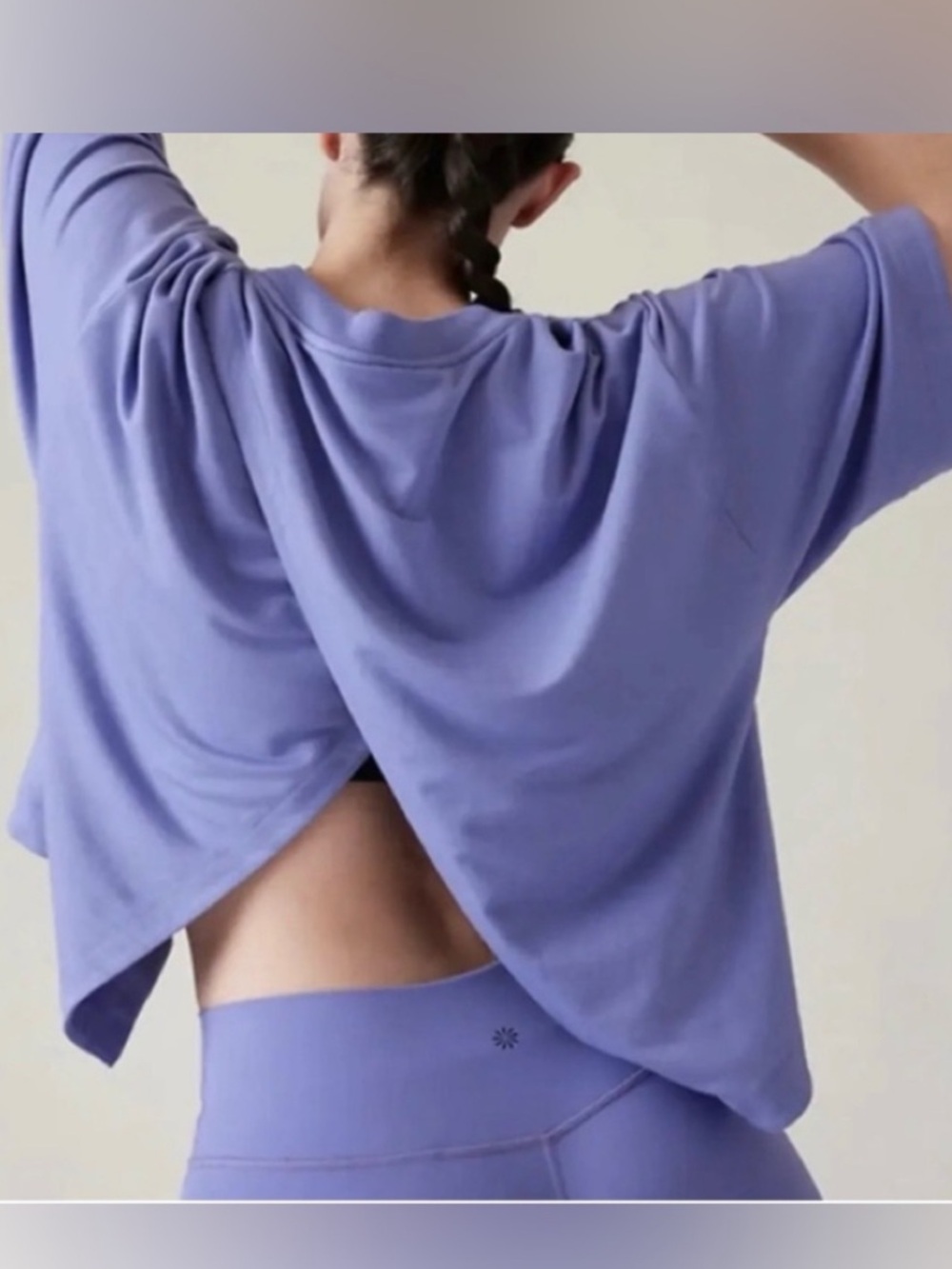 Athleta Bliss Short Sleeve Pull Over Sweatshirt small purple open back relaxed